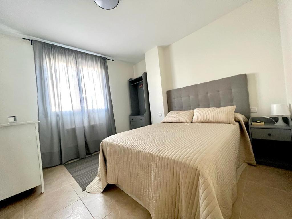 Apartamento Moderno บายาโดลิด ภายนอก รูปภาพ