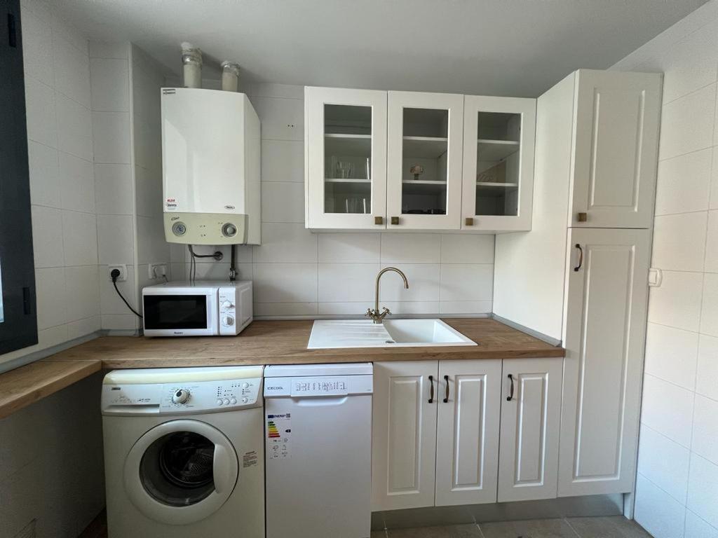 Apartamento Moderno บายาโดลิด ภายนอก รูปภาพ